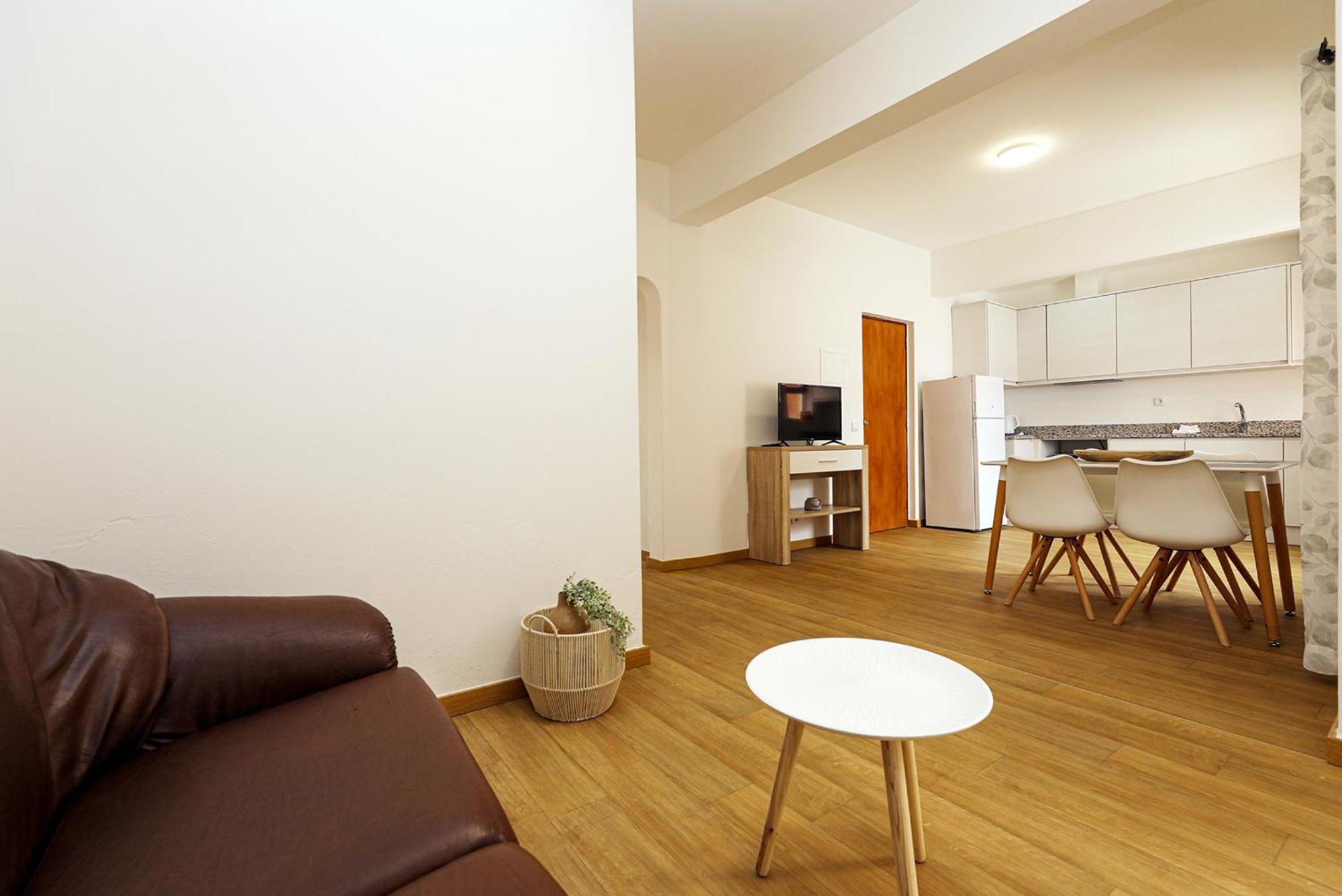 B87 - Windmill 2 Bed Apartment In Odiáxere 외부 사진