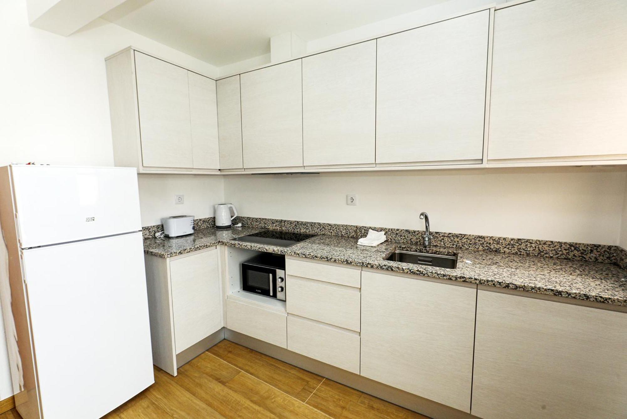 B87 - Windmill 2 Bed Apartment In Odiáxere 외부 사진